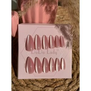 Do Do Lady nails